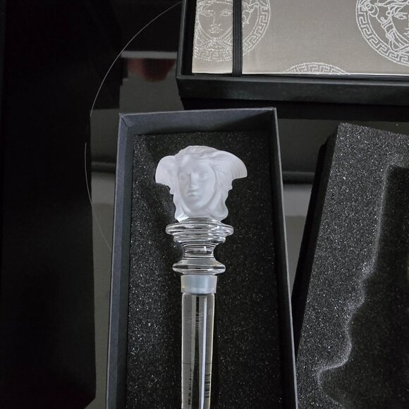 Neiman's Authentic NIB's Versace HomeSet Candelabra Journal Wine Stopper Pillows - Picture 6 of 16